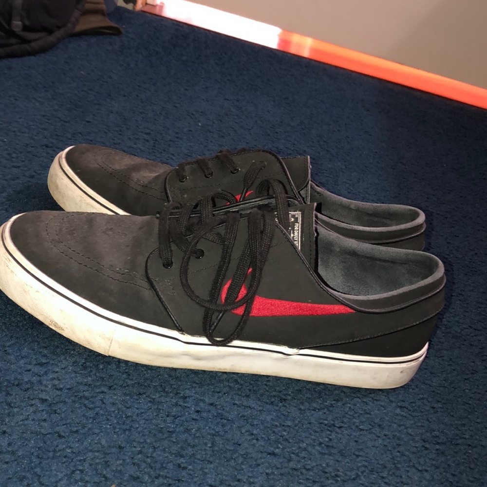 Nike shoes